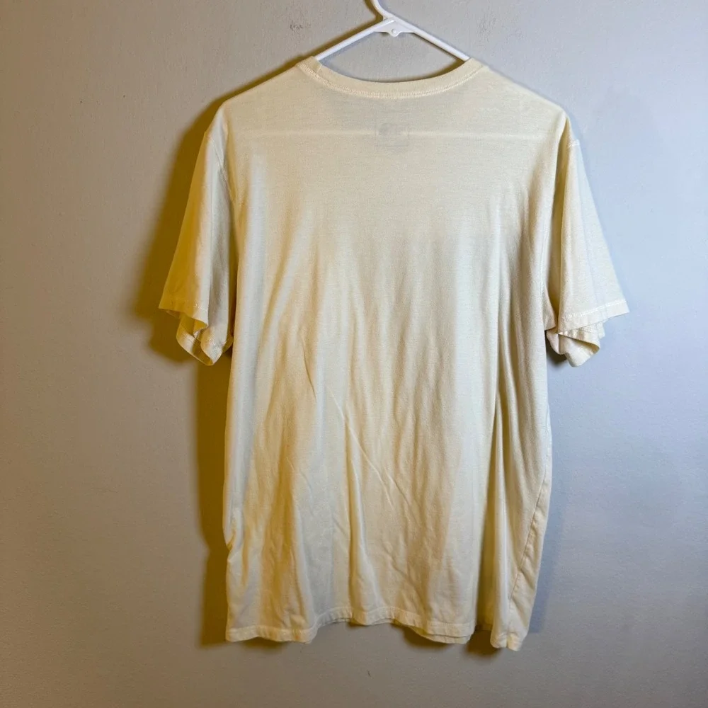 The North Face Mens Cream Short Sleeve Pocket‎ T-Shirt Logo Patch Large